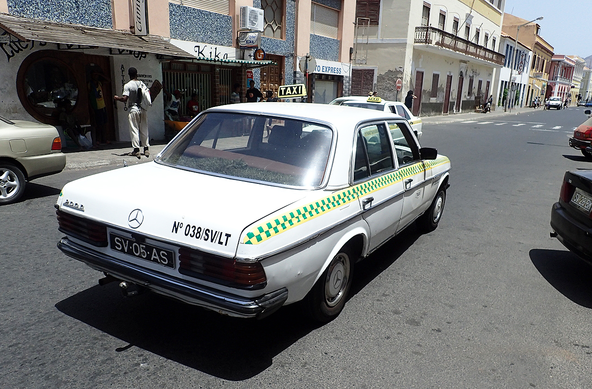 Taxi